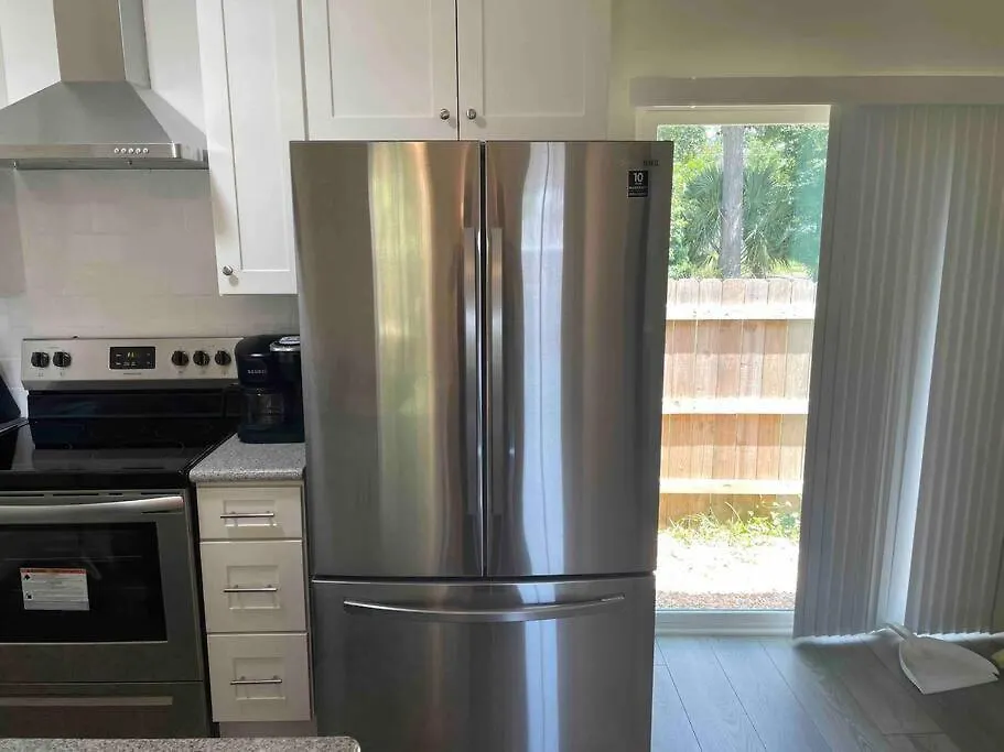 Charming 1 Bedroom Cottage Close To Dtown Nas Bchs Pensacola Holiday home