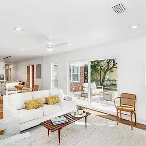 Downtown Dream- Relaxing Escape In Downtown Holiday home